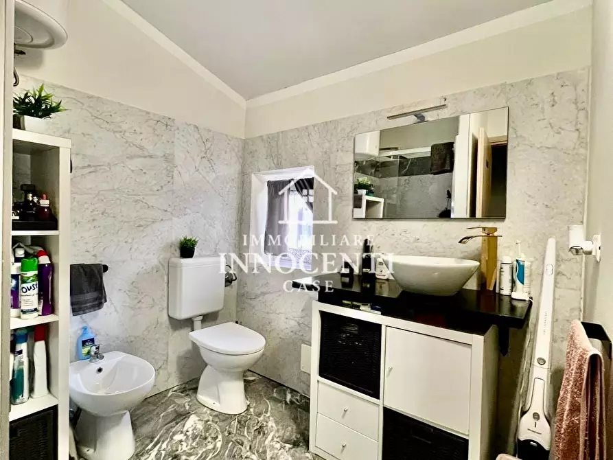 Immagine 10 di Terratetto in vendita  a Massa