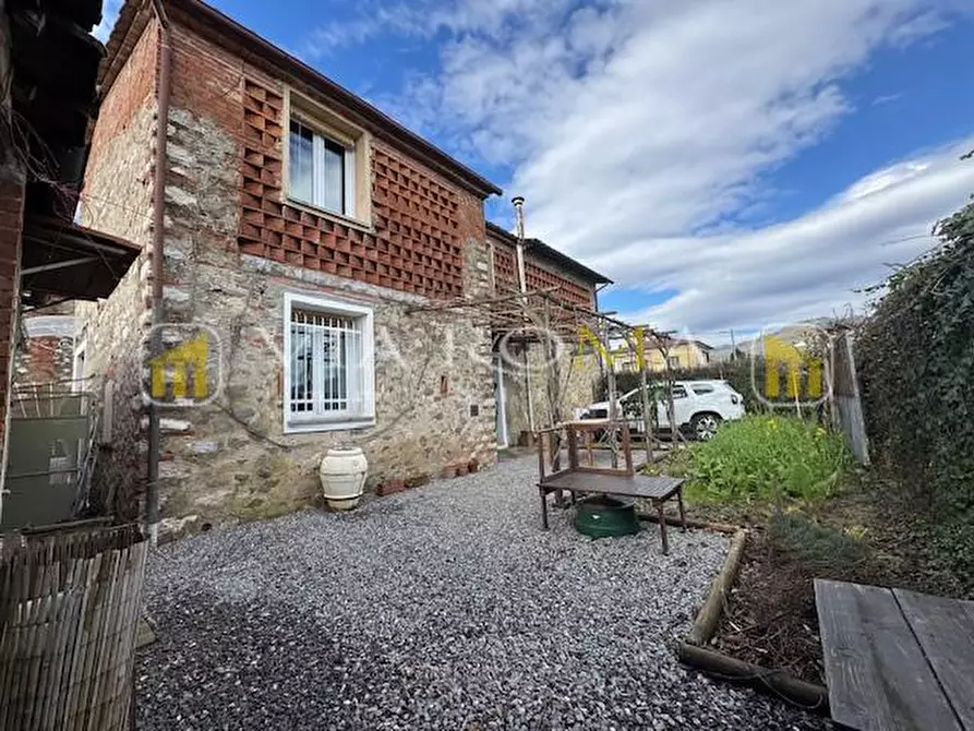 Immagine 13 di Terratetto in vendita  a Capannori