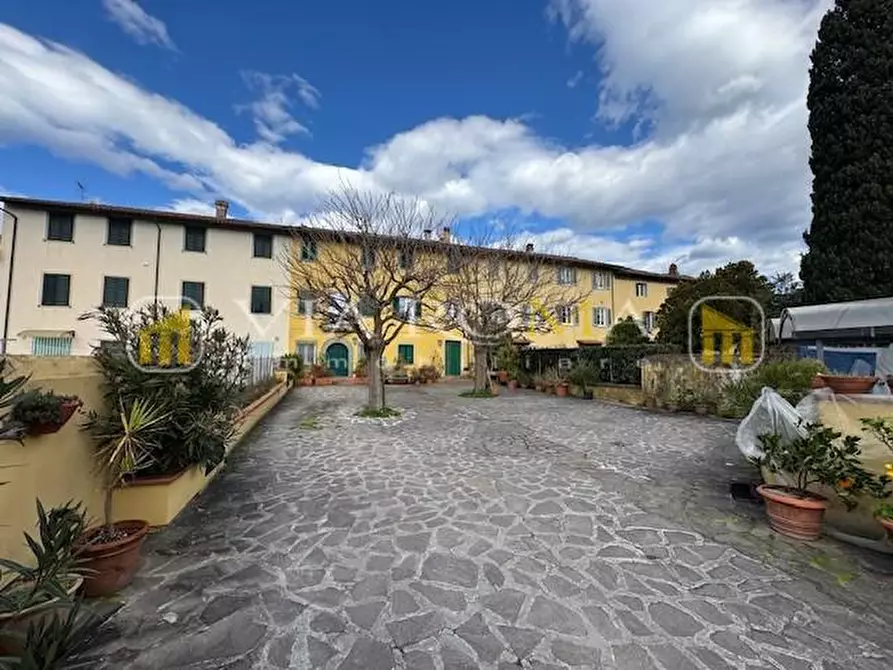 Immagine 41 di Appartamento in vendita  a Capannori