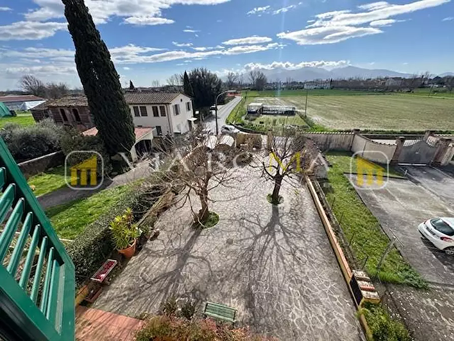 Immagine 32 di Appartamento in vendita  a Capannori