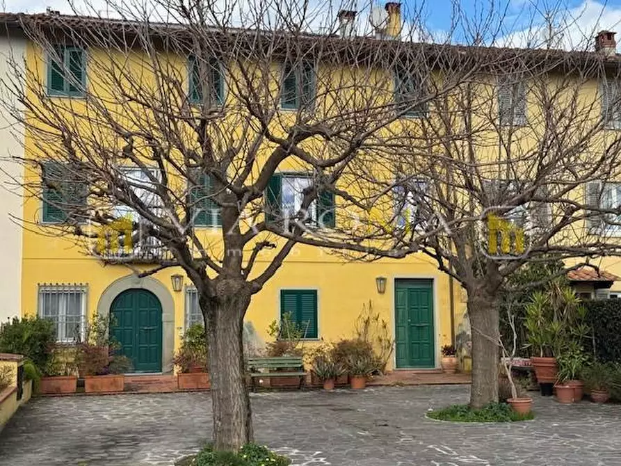 Immagine 1 di Appartamento in vendita  a Capannori