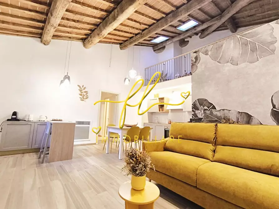 Immagine 1 di Appartamento in vendita  a Monteriggioni