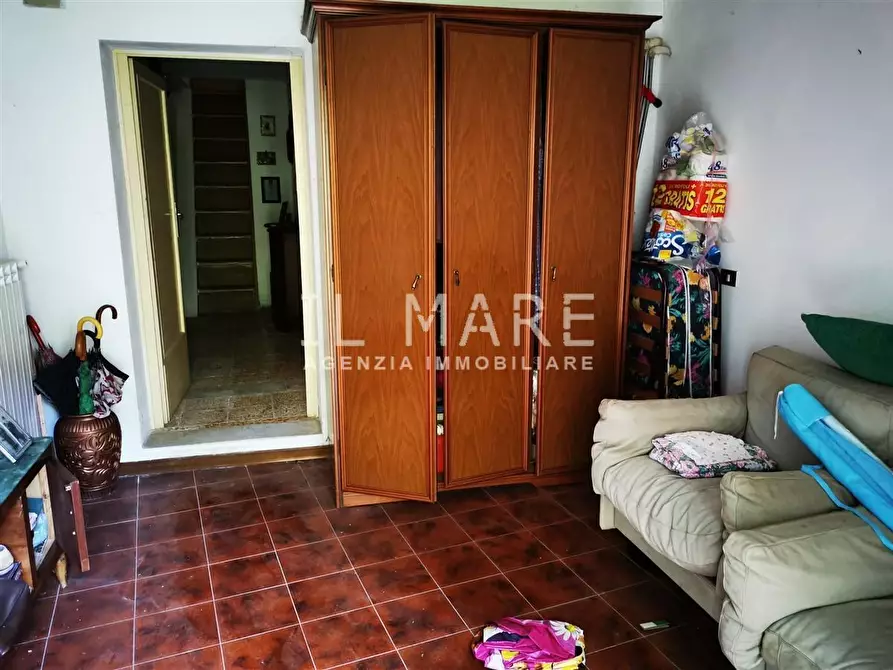 Immagine 8 di Terratetto in vendita  a Massa