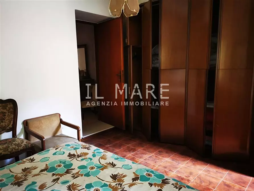 Immagine 6 di Terratetto in vendita  a Massa