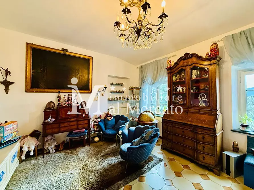 Immagine 3 di Appartamento in vendita  a Lucca