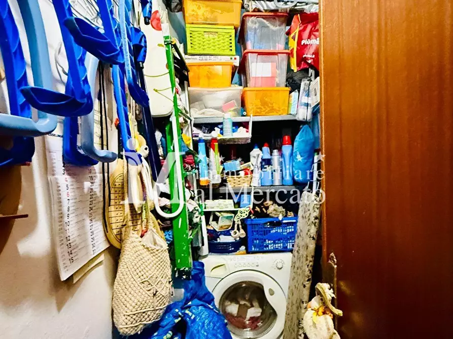 Immagine 28 di Appartamento in vendita  a Lucca