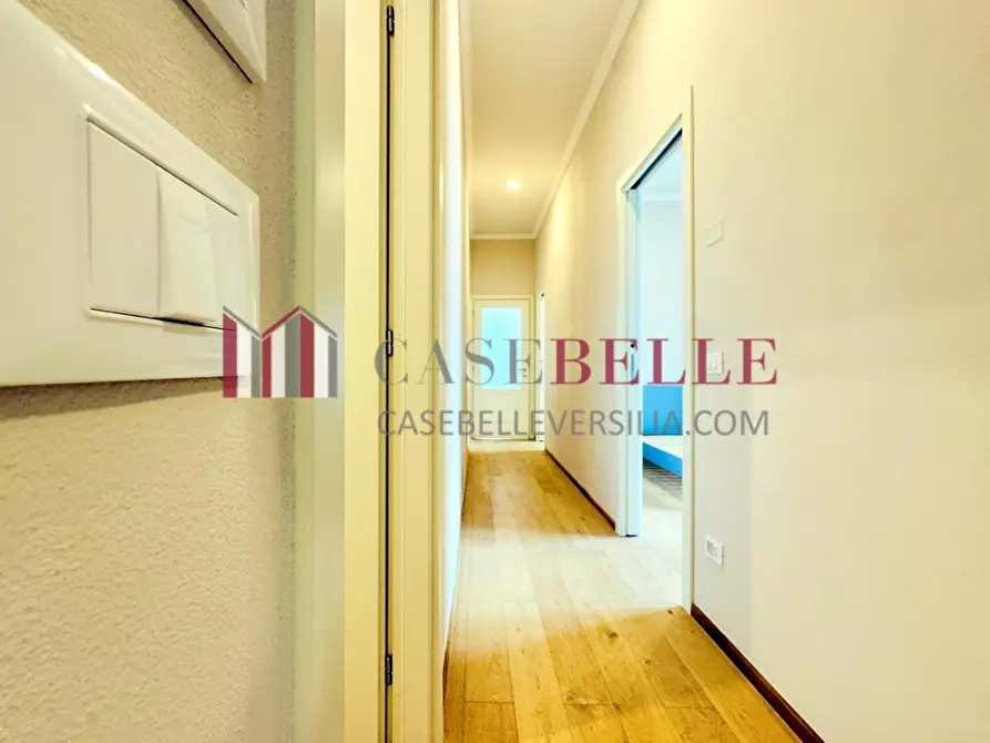 Immagine 38 di Appartamento in vendita  a Pietrasanta