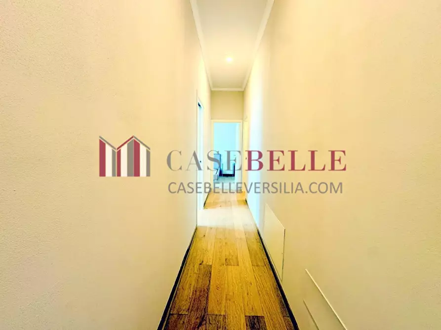 Immagine 15 di Appartamento in vendita  a Pietrasanta