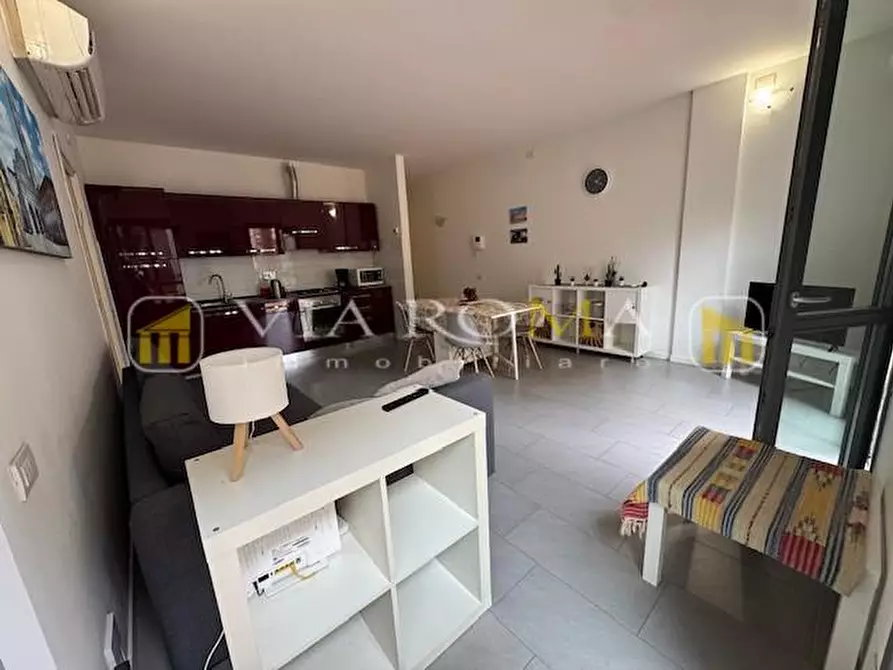 Immagine 20 di Appartamento in vendita  a Lucca