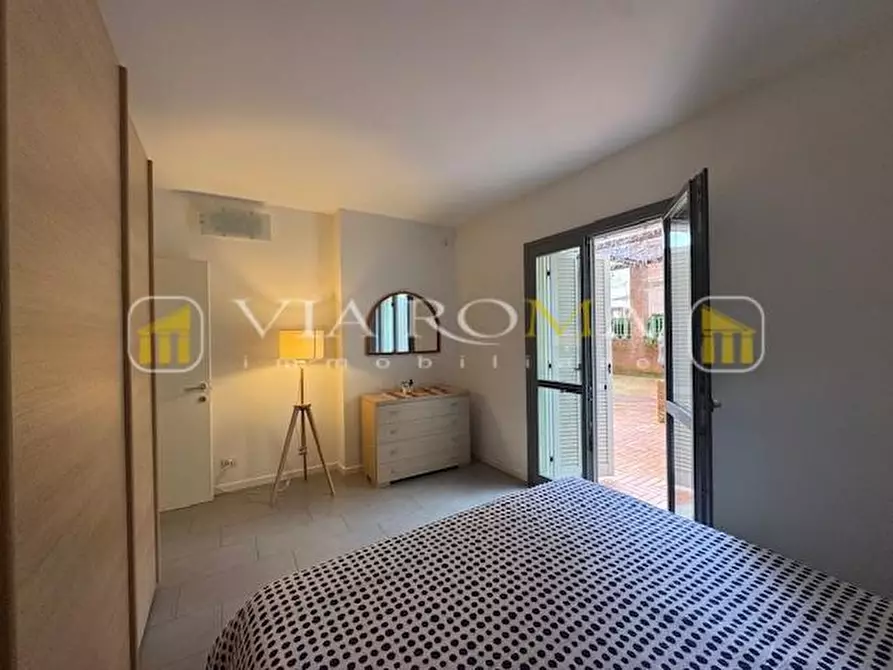 Immagine 8 di Appartamento in vendita  a Lucca