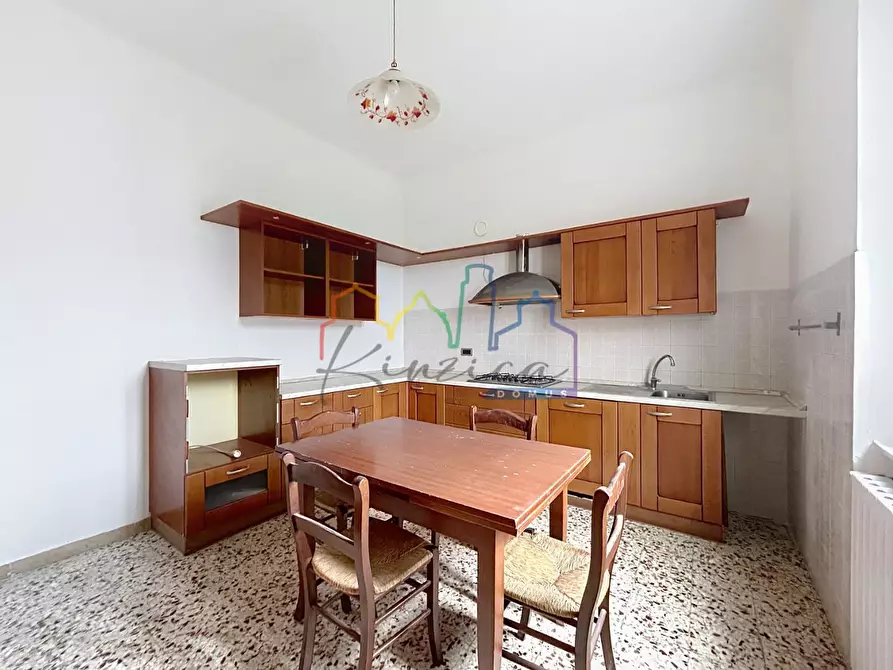 Immagine 1 di Casa bifamiliare in affitto  a Vecchiano