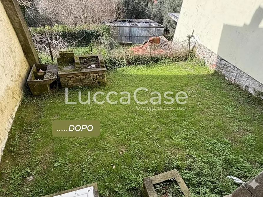 Immagine 48 di Terratetto in vendita  a Borgo A Mozzano