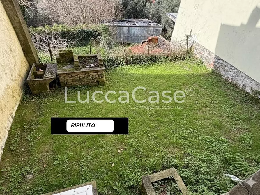 Immagine 47 di Terratetto in vendita  a Borgo A Mozzano