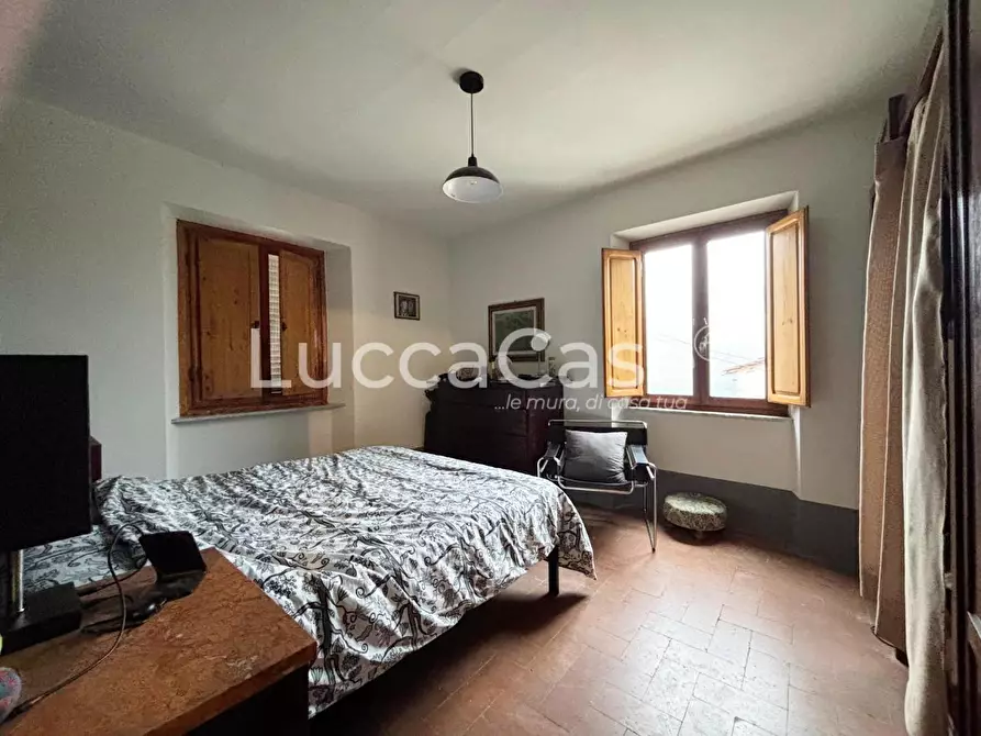 Immagine 42 di Terratetto in vendita  a Borgo A Mozzano