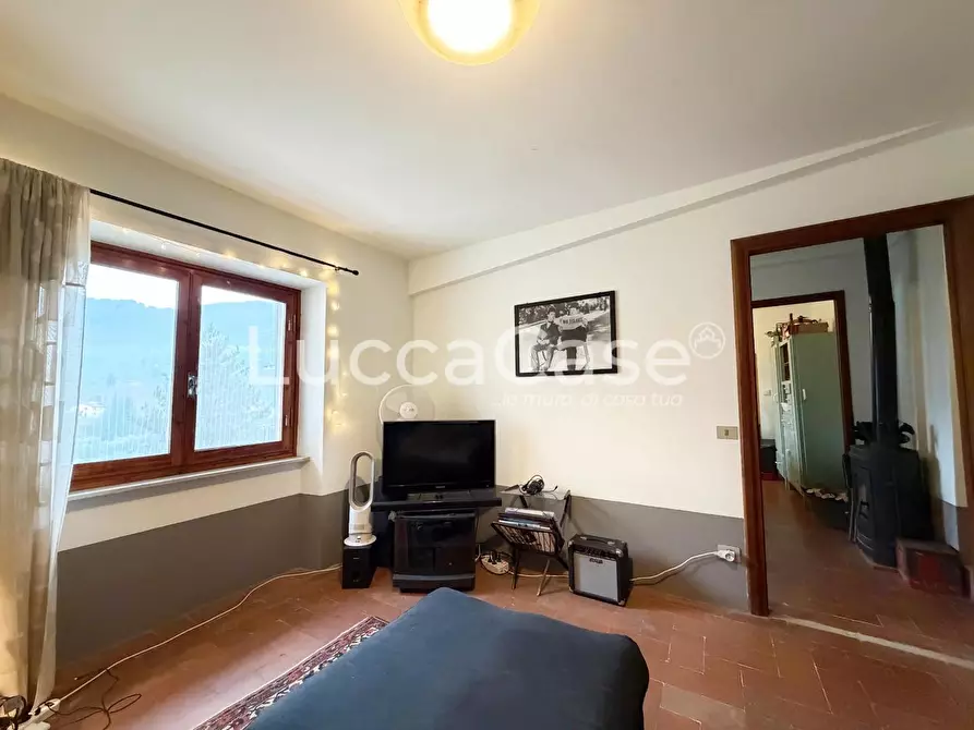 Immagine 30 di Terratetto in vendita  a Borgo A Mozzano