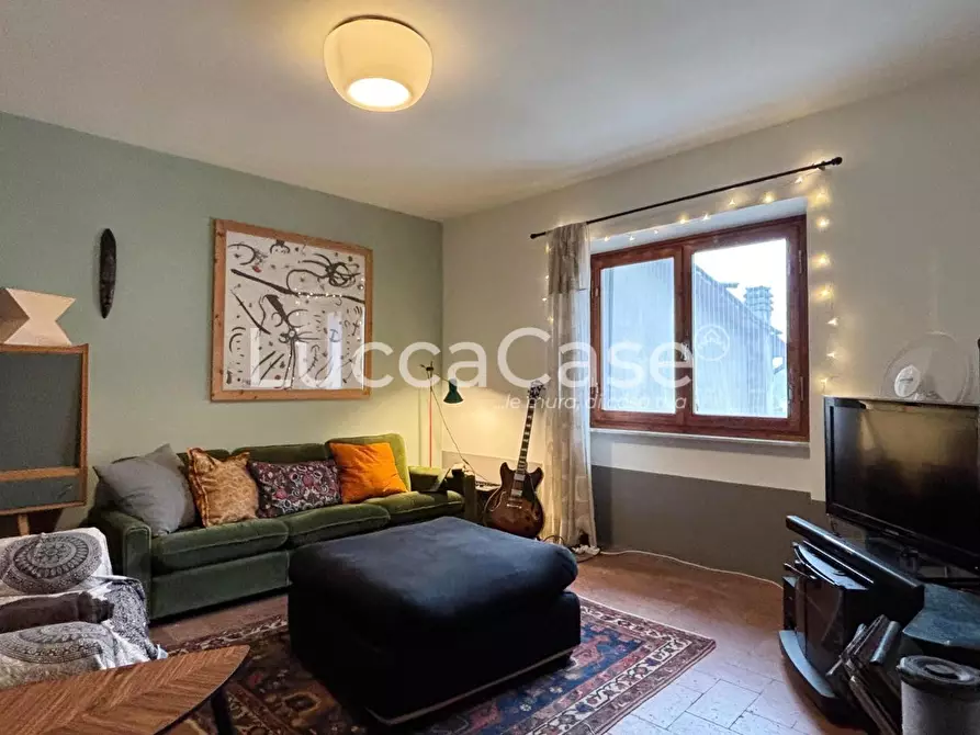 Immagine 28 di Terratetto in vendita  a Borgo A Mozzano