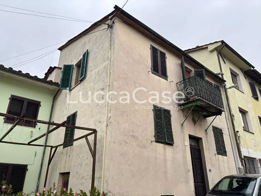 Immagine 2 di Terratetto in vendita  a Borgo A Mozzano