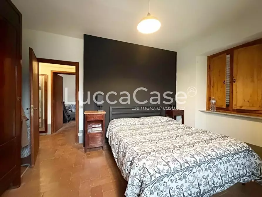 Immagine 41 di Terratetto in vendita  a Borgo A Mozzano