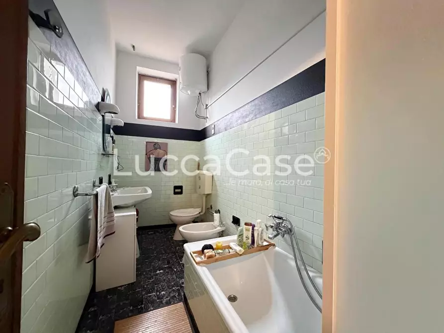 Immagine 44 di Terratetto in vendita  a Borgo A Mozzano