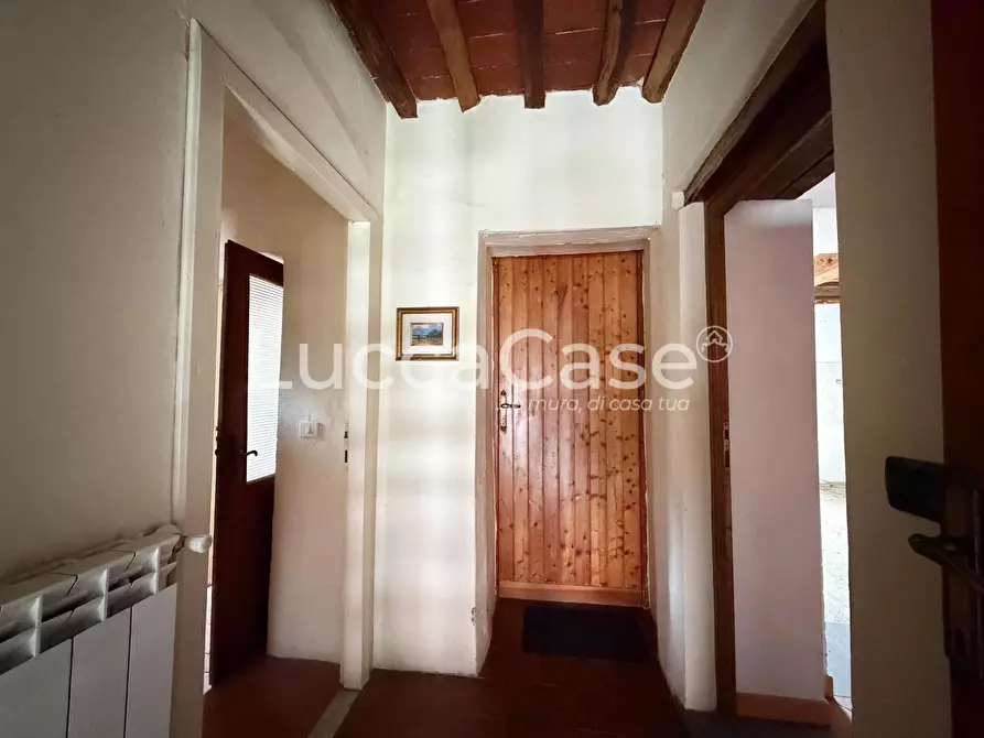 Immagine 25 di Terratetto in vendita  a Borgo A Mozzano