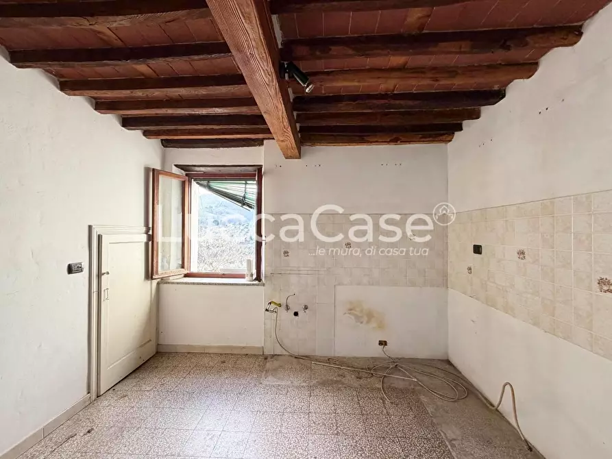 Immagine 8 di Terratetto in vendita  a Borgo A Mozzano