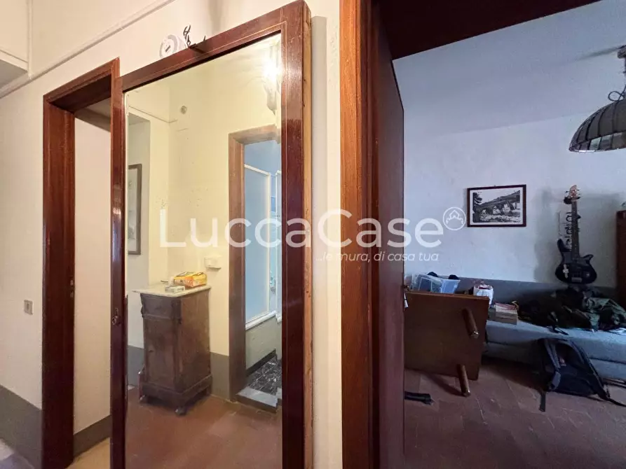 Immagine 38 di Terratetto in vendita  a Borgo A Mozzano