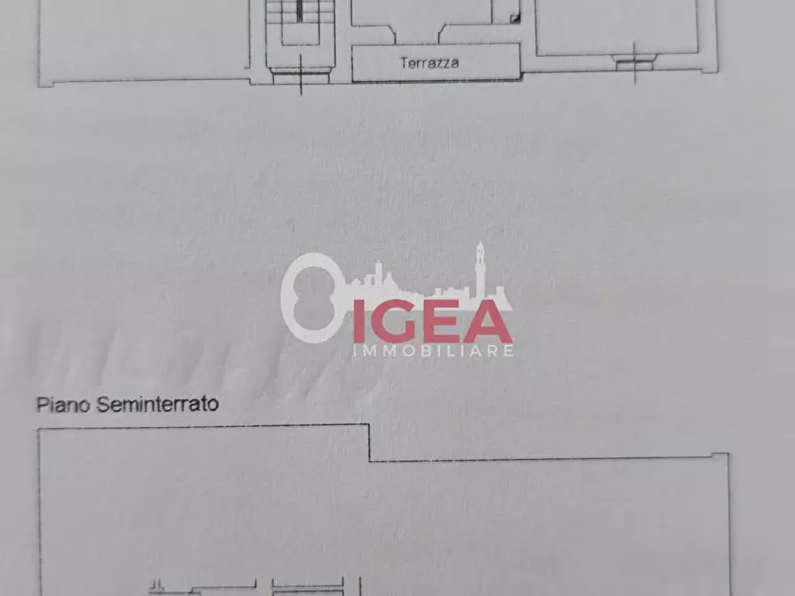 Immagine 20 di Appartamento in vendita  a Siena