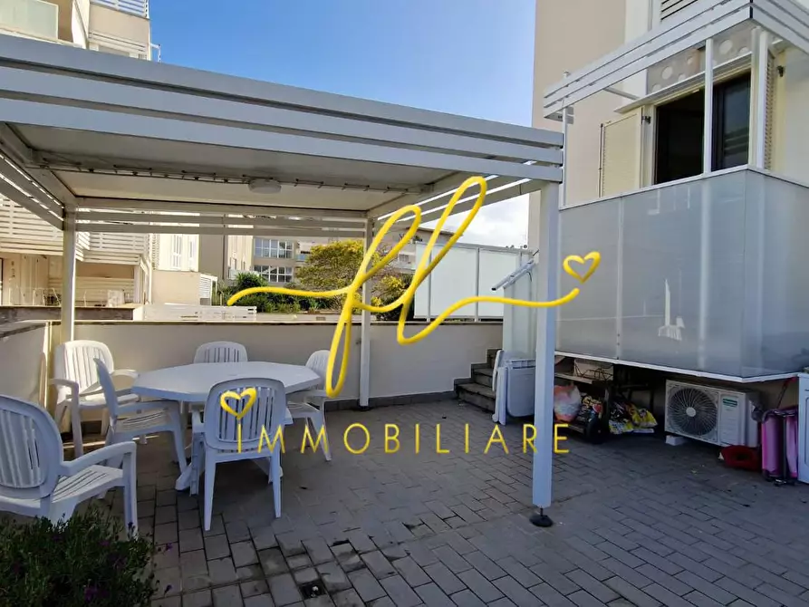 Immagine 22 di Casa semindipendente in vendita  a Livorno