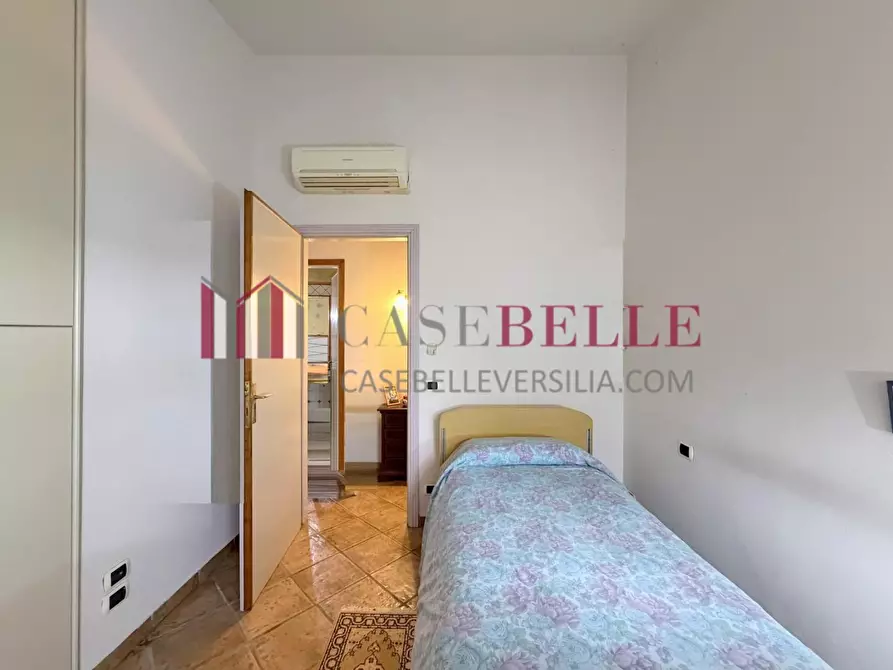 Immagine 28 di Casa indipendente in vendita  a Massarosa