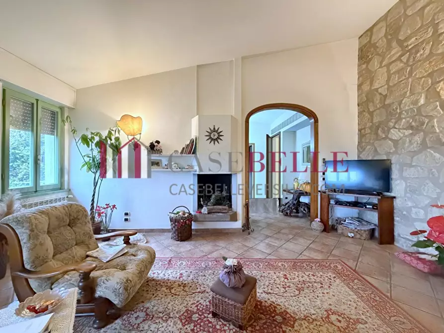 Immagine 1 di Casa indipendente in vendita  a Massarosa