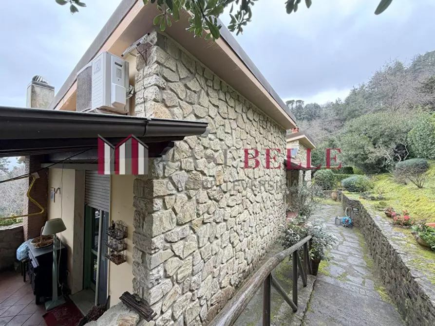 Immagine 41 di Casa indipendente in vendita  a Massarosa