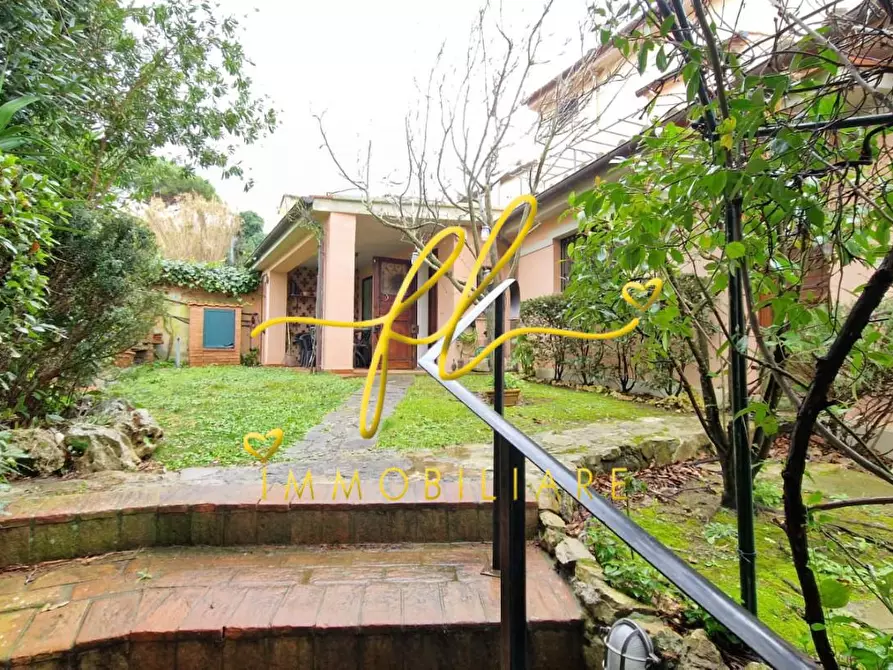 Immagine 25 di Terratetto in vendita  a Livorno