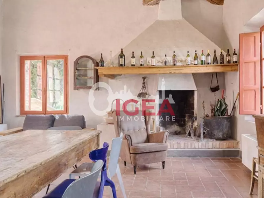 Immagine 15 di Casa colonica in vendita  a Colle Di Val D'elsa