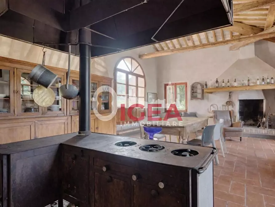 Immagine 16 di Casa colonica in vendita  a Colle Di Val D'elsa