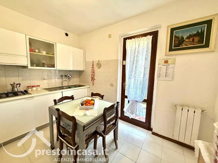 Immagine 9 di Villetta a schiera in vendita  a Forte Dei Marmi