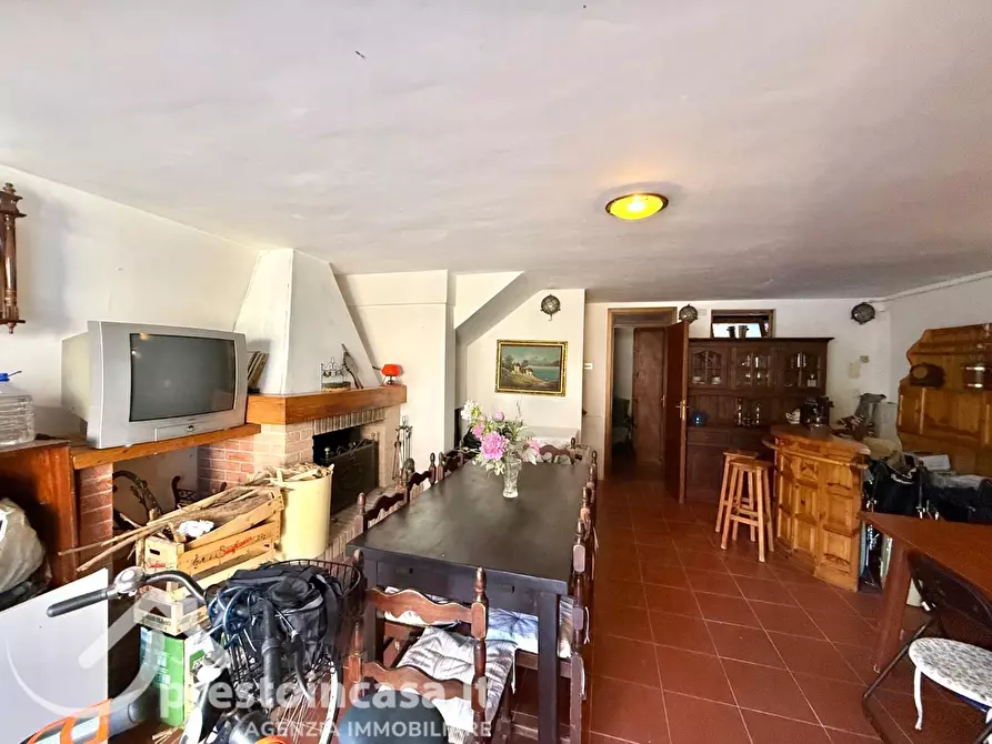 Immagine 39 di Villetta a schiera in vendita  a Forte Dei Marmi