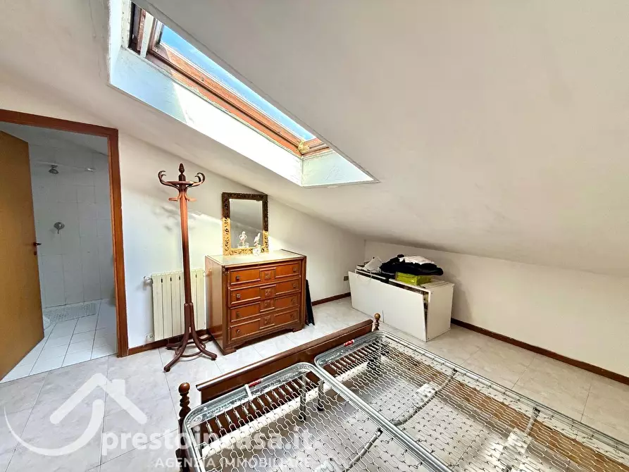 Immagine 30 di Villetta a schiera in vendita  a Forte Dei Marmi