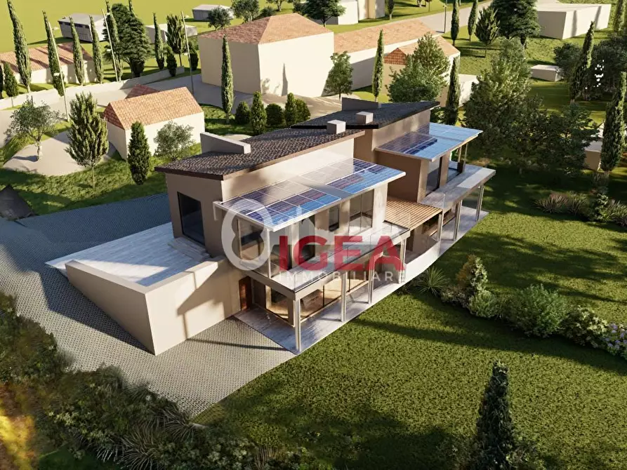 Immagine 2 di Casa bifamiliare in vendita  a Siena