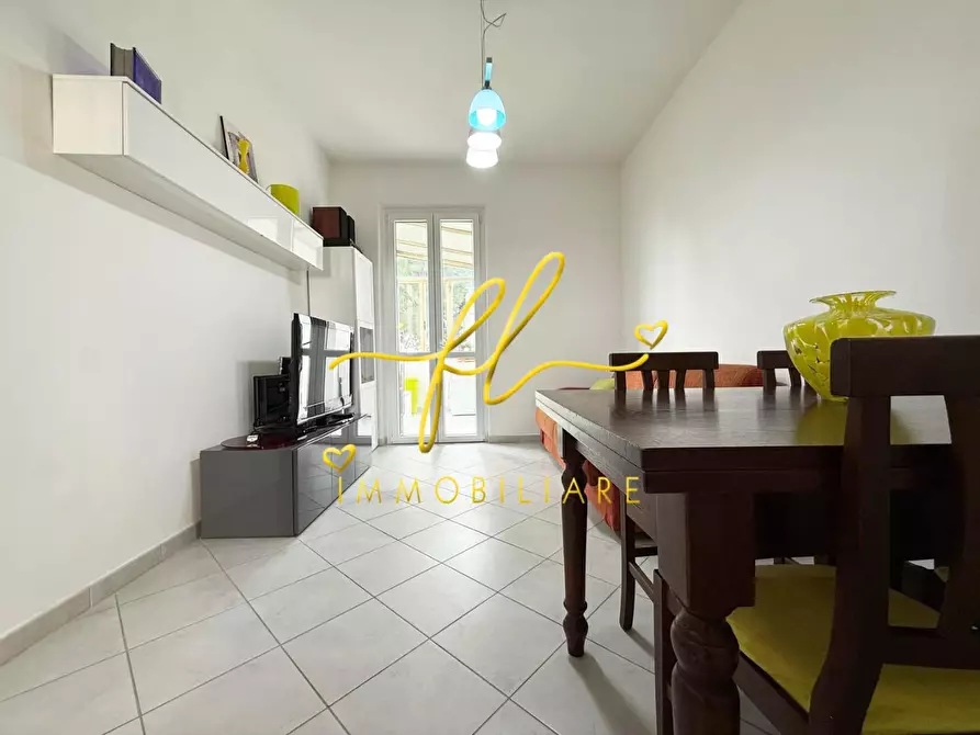 Immagine 5 di Appartamento in vendita  a Cecina