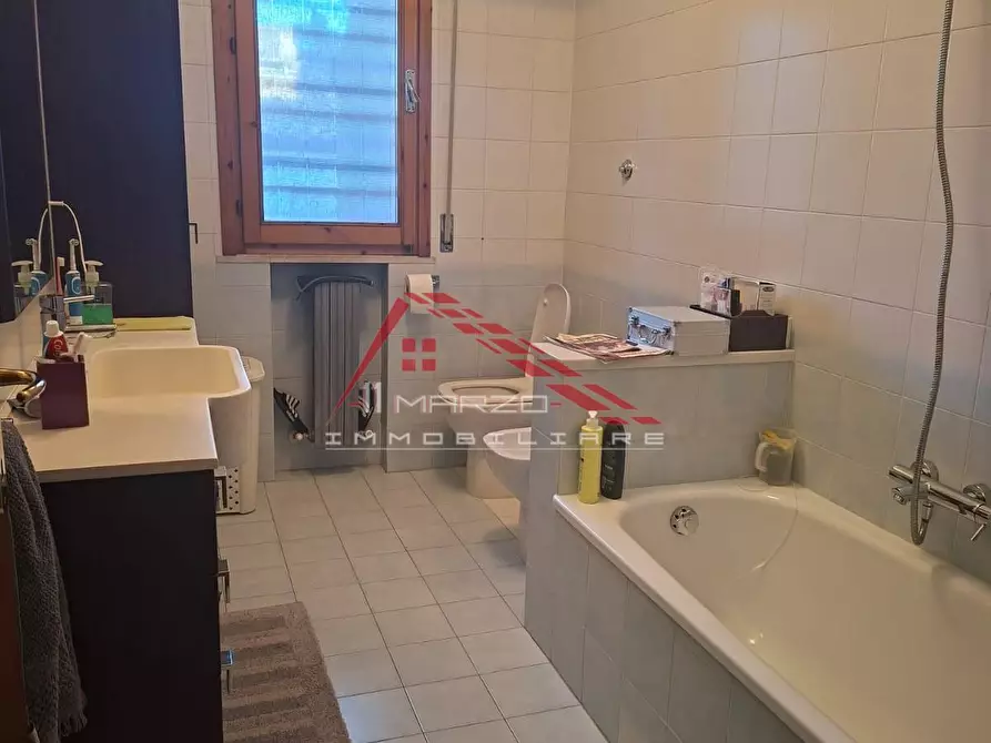 Immagine 16 di Appartamento in vendita  a Santa Croce Sull'arno