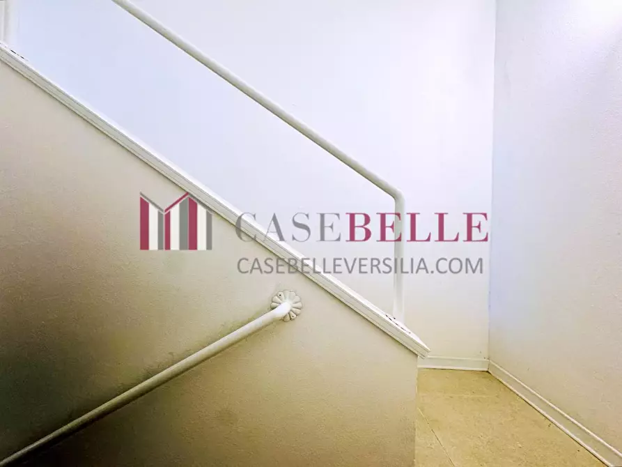 Immagine 10 di Villetta a schiera in affitto  a Pietrasanta