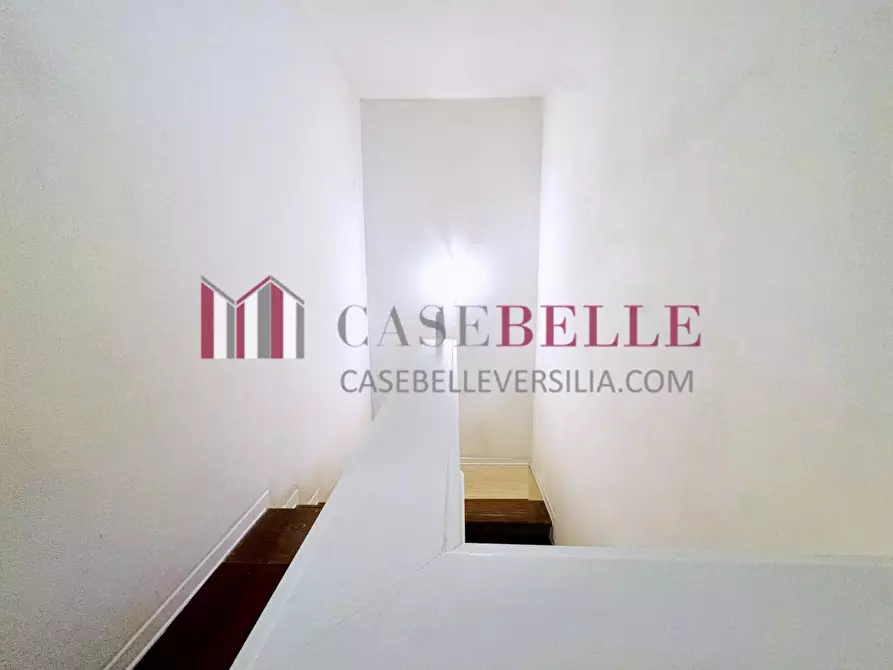 Immagine 20 di Villetta a schiera in affitto  a Pietrasanta