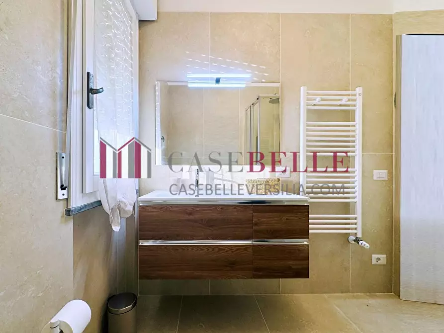 Immagine 17 di Villetta a schiera in affitto  a Pietrasanta