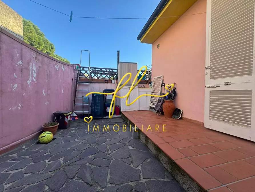 Immagine 19 di Terratetto in vendita  a Livorno