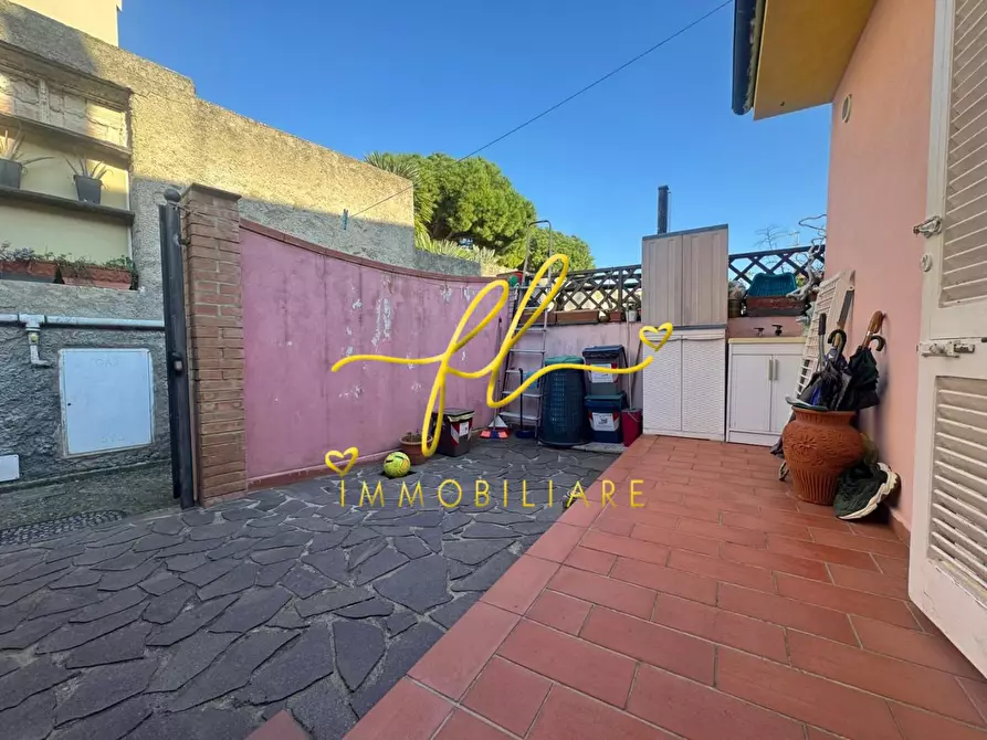 Immagine 20 di Terratetto in vendita  a Livorno