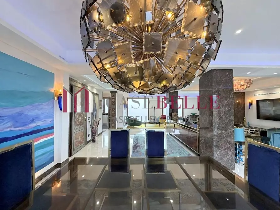 Immagine 6 di Mansarda in vendita  a Massa