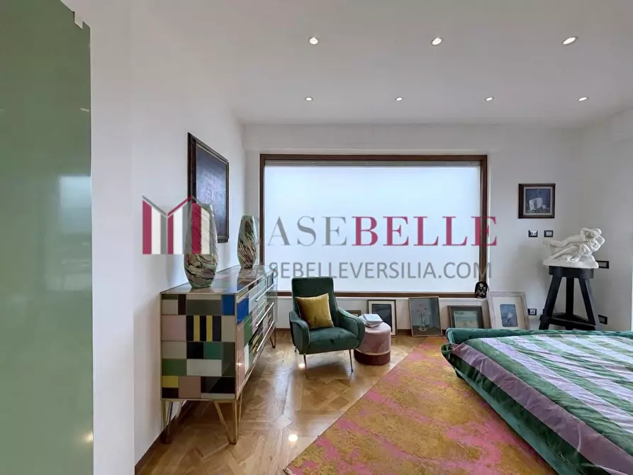 Immagine 36 di Mansarda in vendita  a Massa