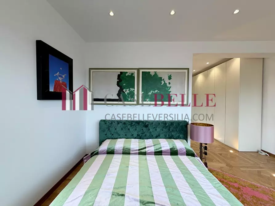 Immagine 38 di Mansarda in vendita  a Massa