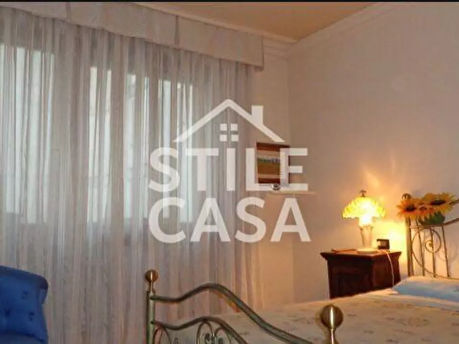 Immagine 38 di Appartamento in vendita  a Montecatini Terme