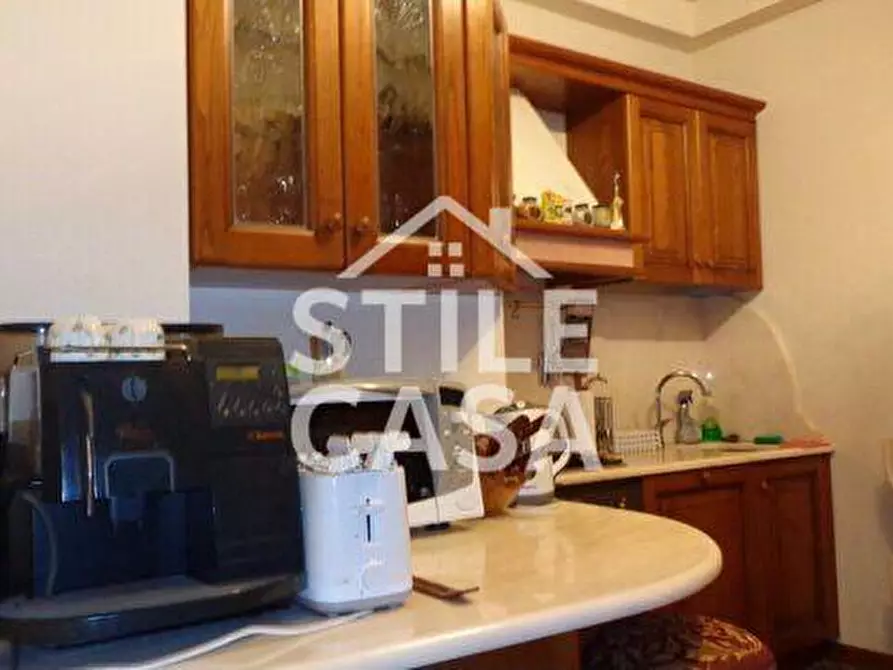 Immagine 11 di Appartamento in vendita  a Montecatini Terme